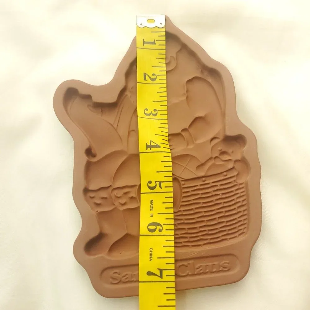 Longaberger Ceramic Pottery Christmas 1992 Santa Claus Chocolate/ Cookie Mold